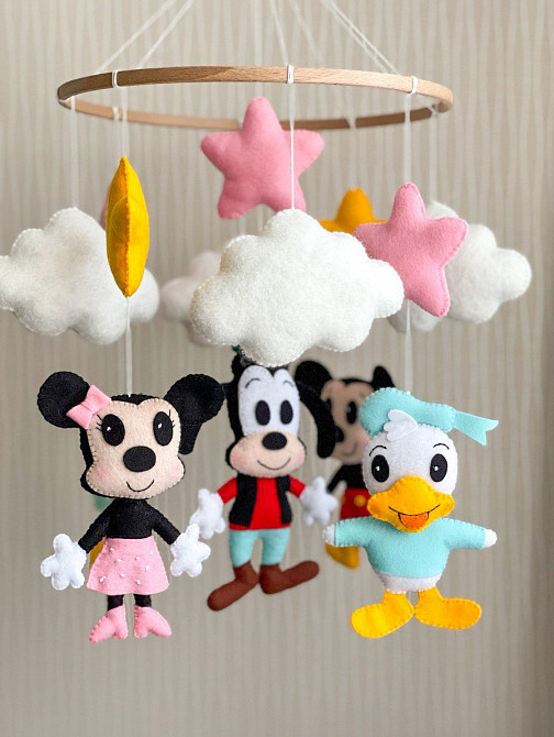 Дитячий мобіль на ліжечко для немовлят ручної роботи WooolyWool «Міккі» Київ - фото 2