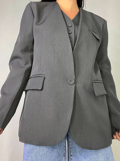 Пиджак женский Qidian 9329 двойка имитация жилетки оверсайз свободный широкий крой one size, серый, one size Киев - изображение 17