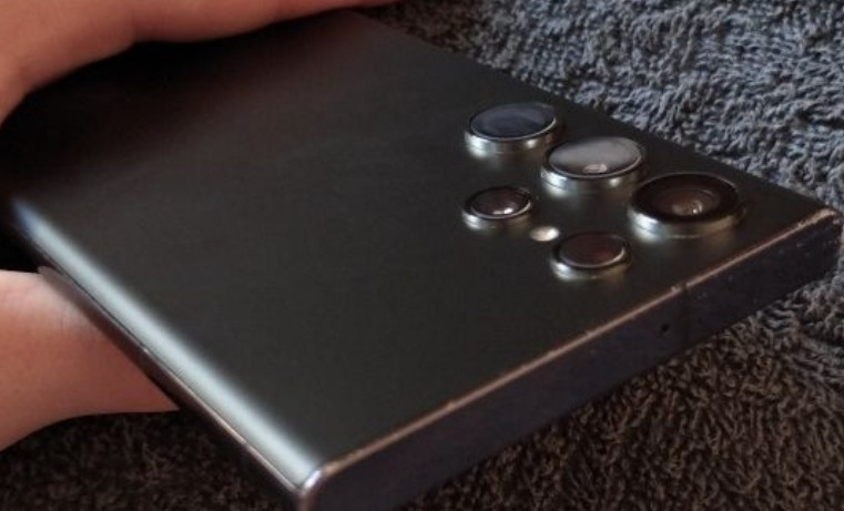 Смартфон Samsung Galaxy S22 Ultra 12/256Gb Київ - фото 4