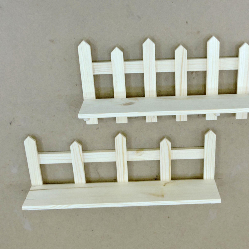 Полка настенная для цветов 