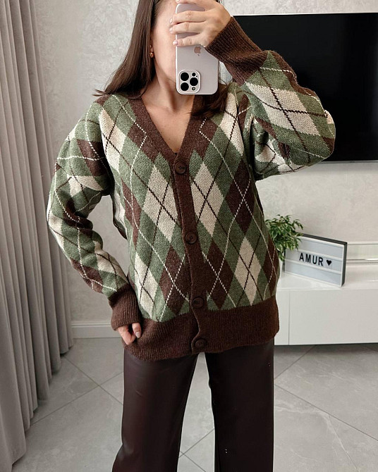 Жіночий жакардовий кардиган з ромбовидним візерунком на гудзиках машинна вʼязка Одеса - фото 1