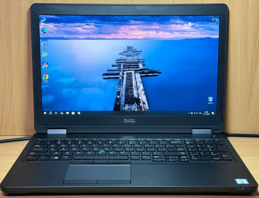 Ноутбук Игровой DELL latitude E5570 i7- 6820HQ , 16Gb. 240Gb. SSD , R7 M370 Full HD. Киев - изображение 8
