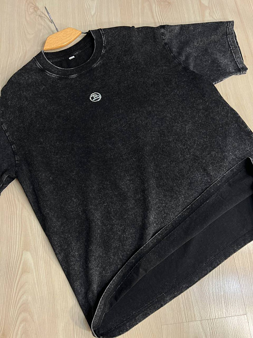 Футболка женская A-N 26089 тай-дай оверсайз с камнями буква B, черный, one size Киев - изображение 2