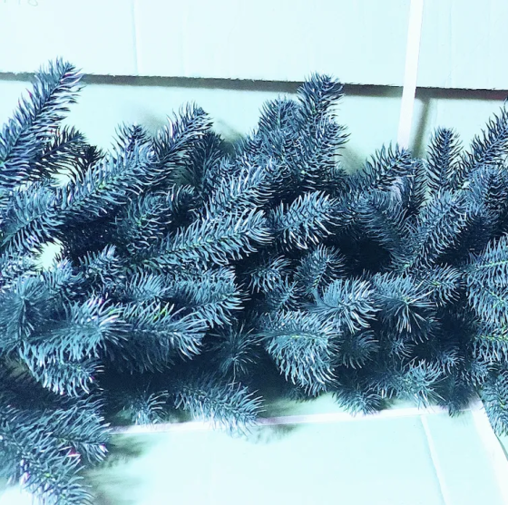 Гирлянда густая из хвои Элит 2 м литая (Голубая) Винница
