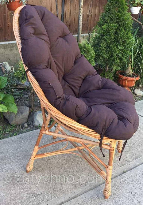 Крісло плетене велике з коричневою накидкою Київ - фото 3