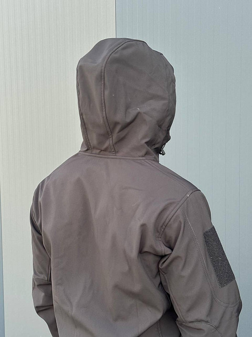 Осенняя водоотталкивающая и ветрозащитная черная куртка Softshell тактическая куртка для военнослужащих   WAR Львов - изображение 5