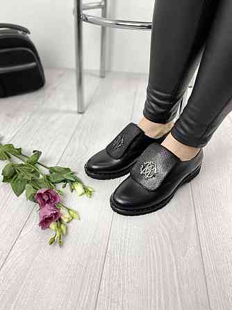 Туфлі жіночі D and V 2031 чорні (весна-осінь, шкіра натуральна) (2244) 40 Коломия