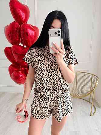 Женская стильная домашняя пижама с велюром Бежевый Одесса