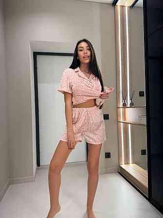 Женская стильная базовая домашняя шелковая пижама рубашка+шорты Розовый 2, 42/44 Одесса