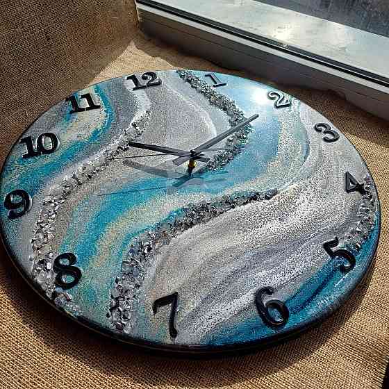 Годинник настінний 50 см з епоксидної смоли ручної роботи Дніпро