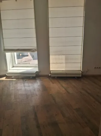 Продам офіс 475м, open-space та кілька кабинетів. Ремонт, меблі, скляні перегородки, 2 поверх, свій вхід з охороною, своя парковка Дніпро - фото 8
