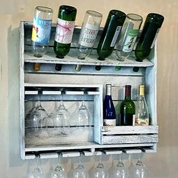 Настенная винная полка 