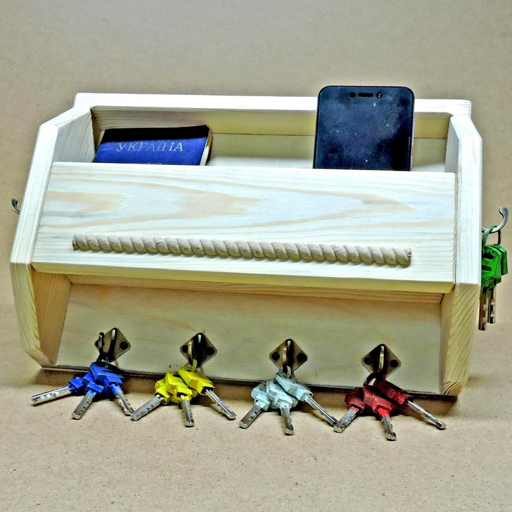 Ключница деревянная 