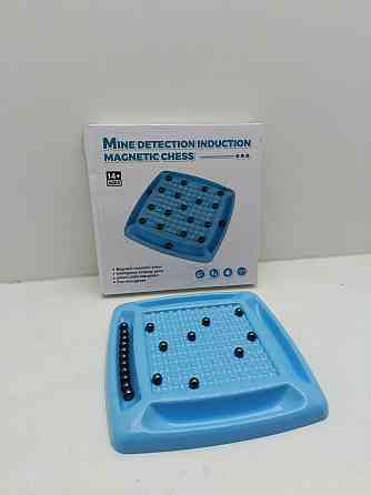 Настільна гра з магнітними кульками 