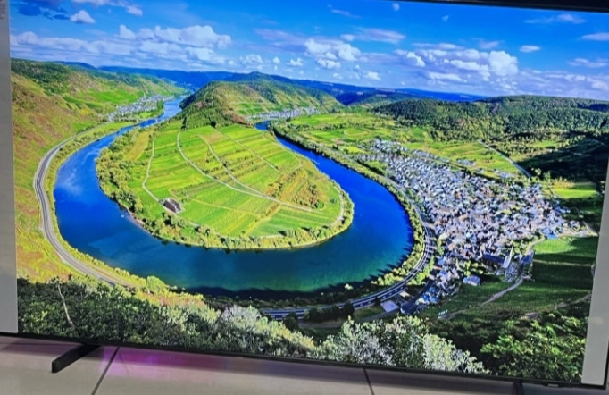 Телевизор Samsung QE75Q60C, Новый 2023рiк. Киев - изображение 7