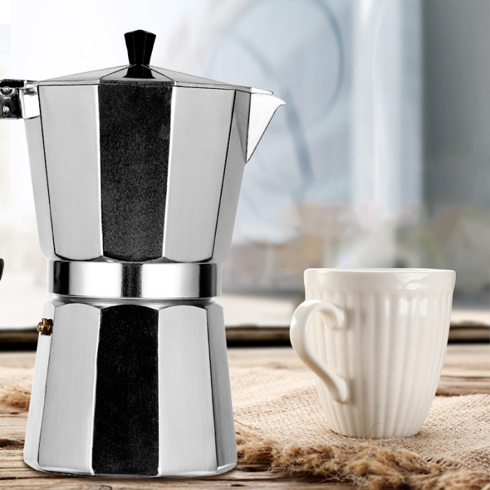 Гейзерная кофеварка для молотого кофе UNIQUE UN-1912, алюминиевая, 1–6 чашек, объем 270 мл Одесса - изображение 1