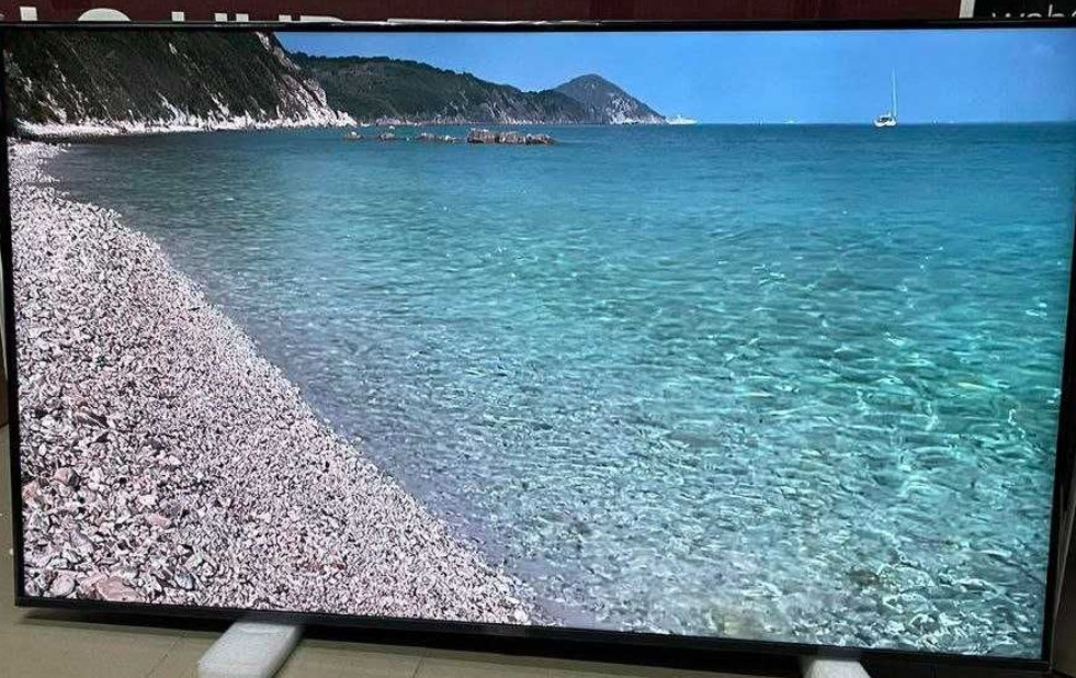 Телевизор Безрамный: 75