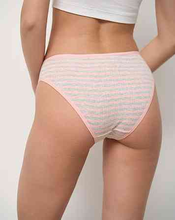 Набір жіночих трусиків-тижневик у рубчик упаковка 7 шт Nicoletta 713161 M Київ