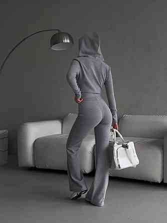 Стильний жіночий костюм з еластичного трикотажу двонитка. Меланж, 46/48 Одеса