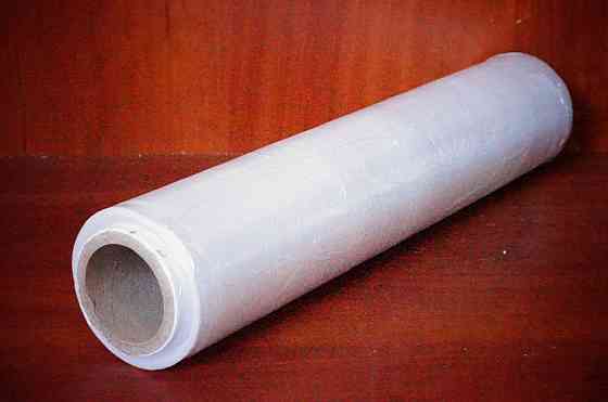 Стрейч-плёнка прозрачная 700
грамм (вес со втулкой) 30см*12мкм Павлоград