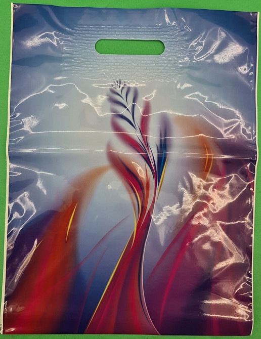 Пакет с прорезной ручкой, ламинированный 