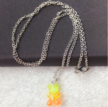 Кулон мишка, салатовый + оранжевый - длина 50см, смола, цинковый сплав Киев - изображение 1