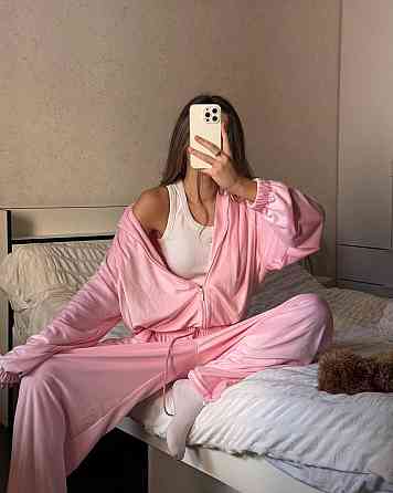 Жіночий стильний костюм оверсайз: кофта та штани турецький велюр спорт Барбі Одеса