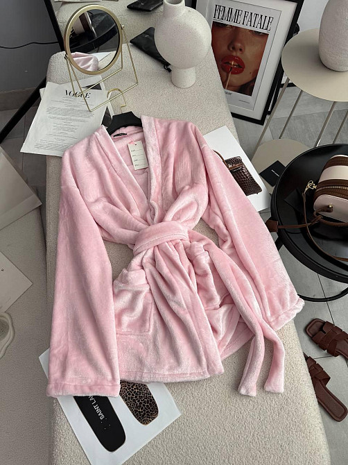 Женский стильный домашний махровый халат Розовый Одесса - изображение 4