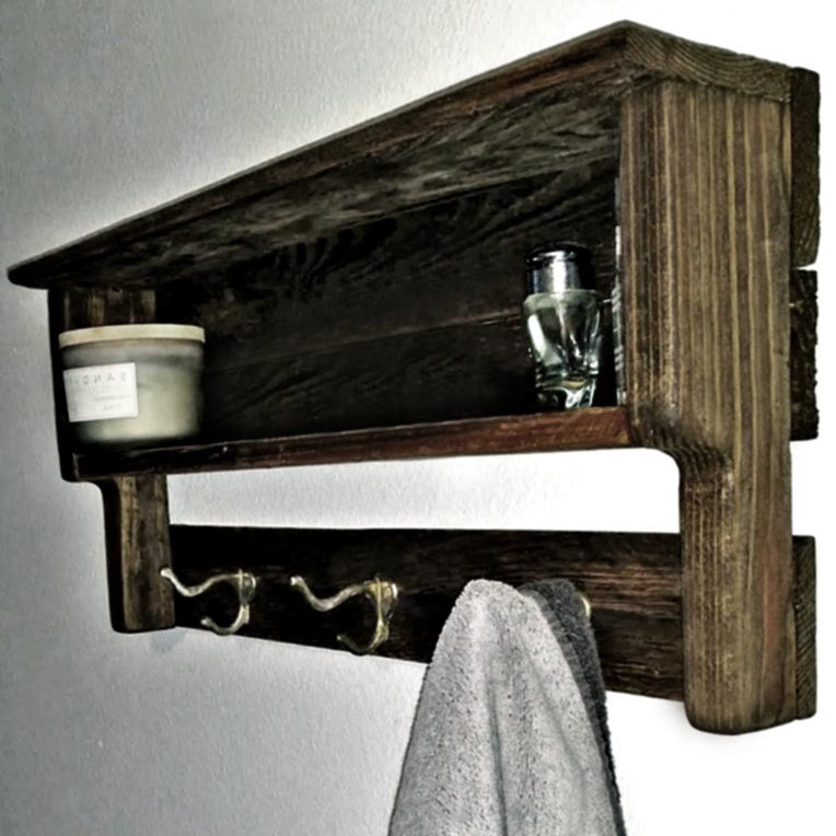 Полка для ванной 