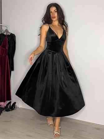 Жіноча вечірня романтична сукня з королівського щільного оксамита Одеса