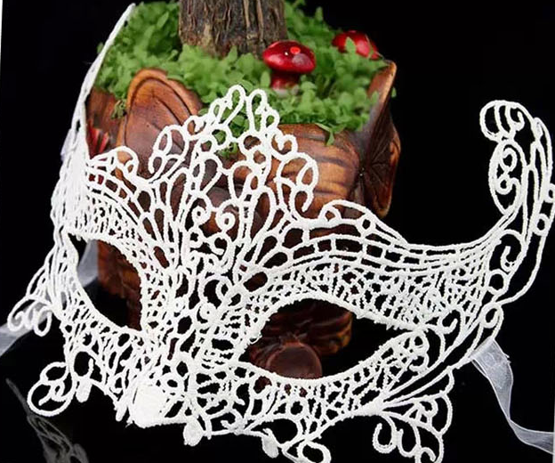Маска ажурна біла карнавальна Київ - фото 2