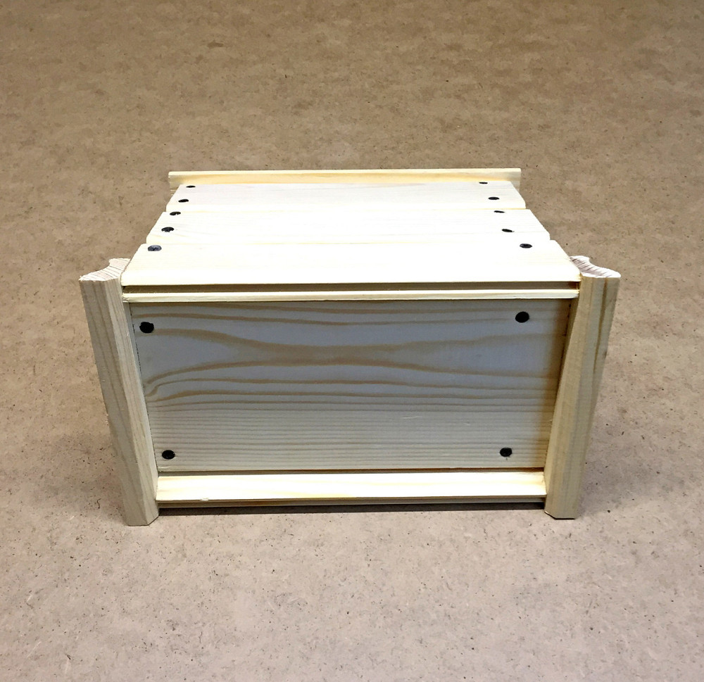 Разобранный скворечник 