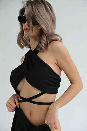 Женский привлекательный костюм двойка: топ-хомут и юбка с разрезом крепдайвинг Черный, 44/46 Одесса