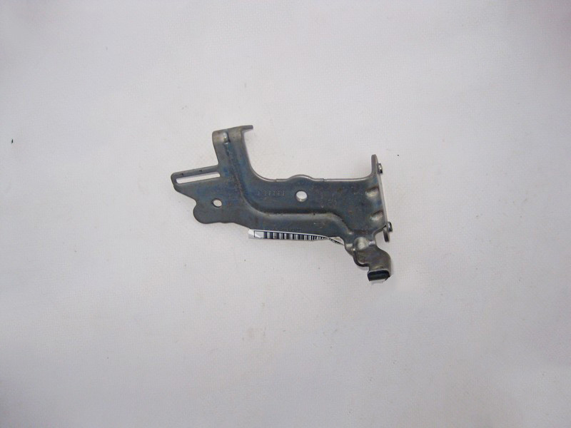 Mercedes-Benz  A2642031800 Кронштейн циркуляційного насоса ОЖ при двигуні M264 R4 1.5 2.0л E-Class W213 C238 C-Class W205 CLS C257 4matic Одеса - фото 2