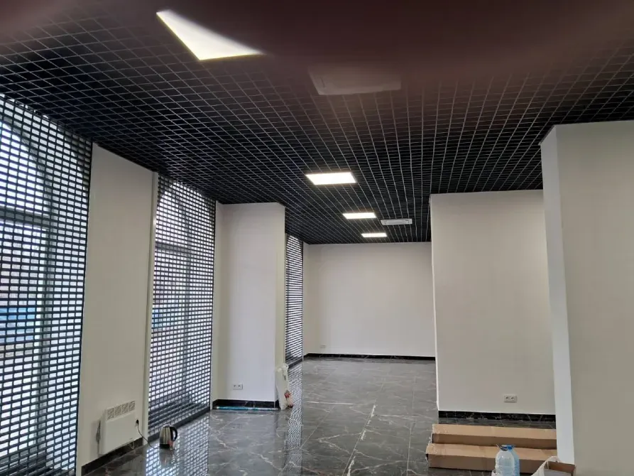 Магазин\ приміщення в центрі міста. Червона лінія з окремим входом, великі вітринні вікна. Дніпро - фото 6