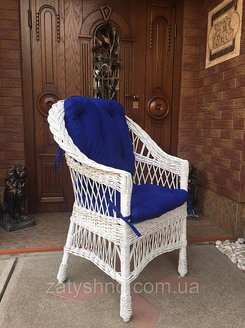 Кресло из лозы белое с синей накидкой Киев - изображение 2