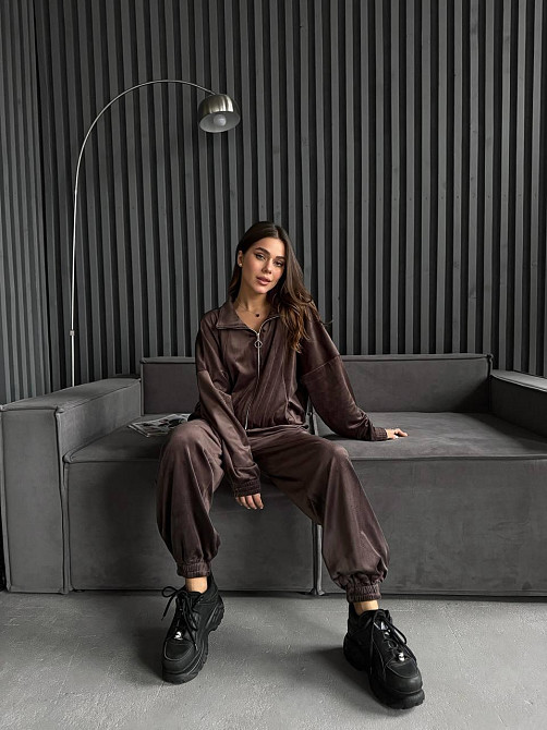 Жіночий прогулянковий костюм-двійка: кофта та штани з турецького велюру Шоколад, 42/44 Одеса - фото 4