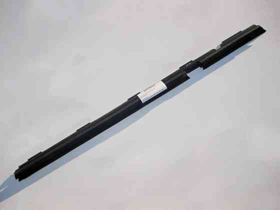 Mercedes-Benz  A2057350465 Внутрішня планка ущільнювача під скло задніх правих дверей C-Class W205 Одеса