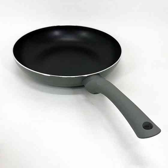 Сковорода зручна на кухню WELL, Міцна сковорідка з антипригарним покриттям, Якісні кухонні сковорідки SV-80 Івано-Франківськ