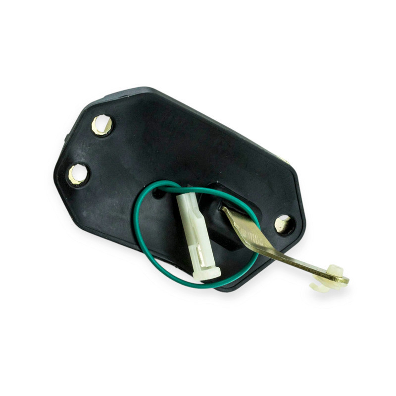 Замок багажника Matiz, QQ с контактом включения освещения багажника Мукачево - изображение 1