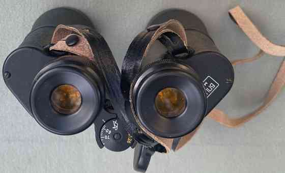 Бінокль радянських часів. Київ