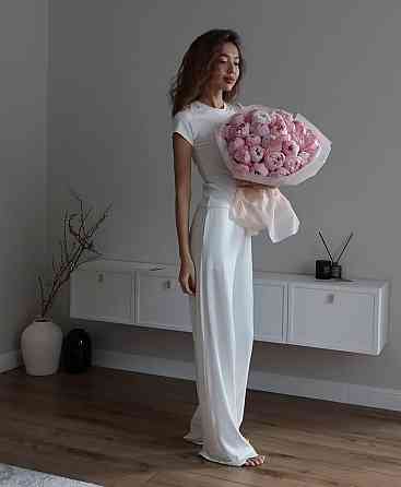 Жіночий базовий прогулянковий костюм двійка: футболка і штани турецька віскоза Одеса