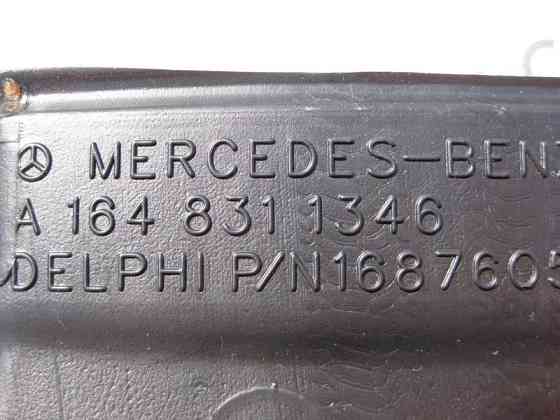 Mercedes-Benz  A1648311346 Повітряний канал вентиляції під центральною консоллю ML W164 GL X164 Одеса