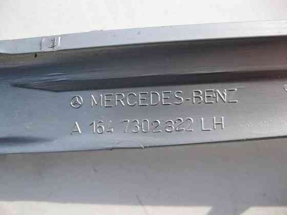 Mercedes-Benz  A1647302322 7H85 Декоративна хром накладка дверної карти задніх лівих дверей GL X164 Одеса