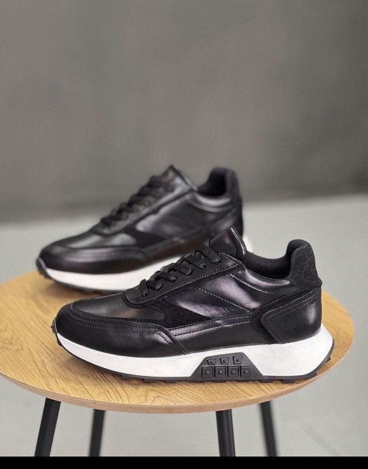 Arcoboletto Кросівки жіночі Arcoboletto 841 чорні (весна-осінь, шкіра натуральна) (5396) 38 Коломыя - изображение 1