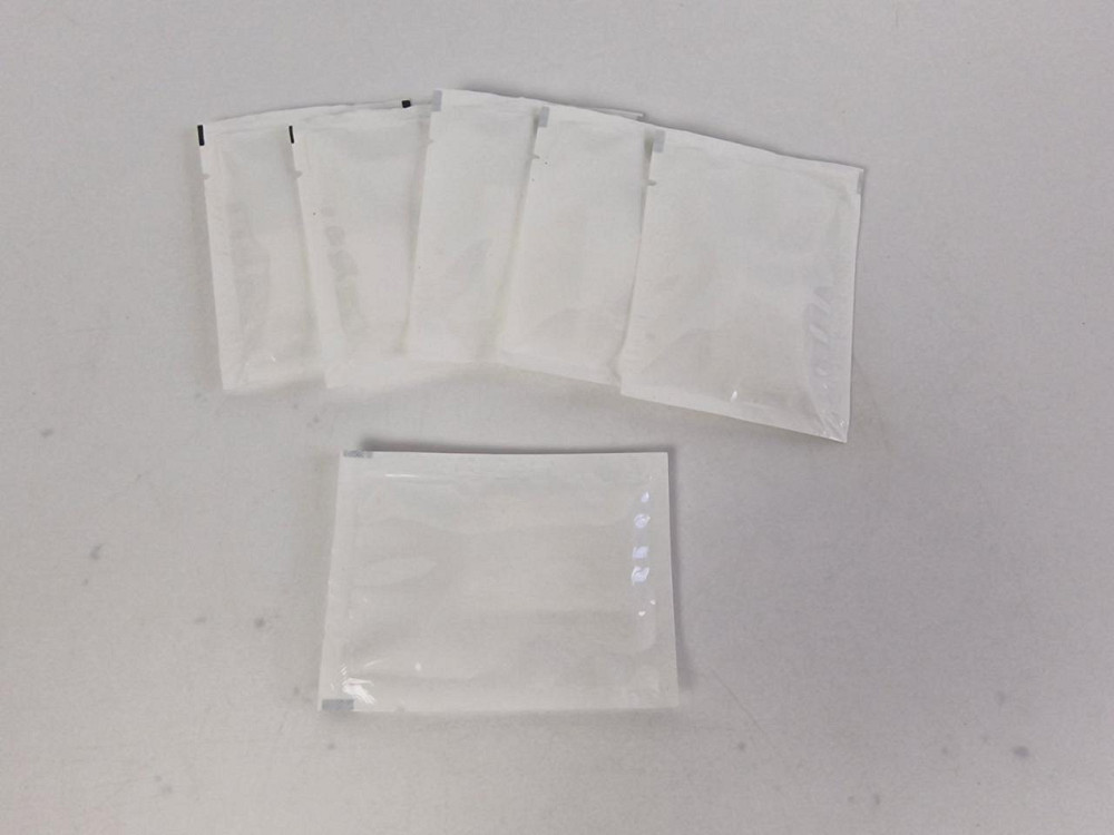 Влажная салфетка  1 шт в индивидуальной упаковке 