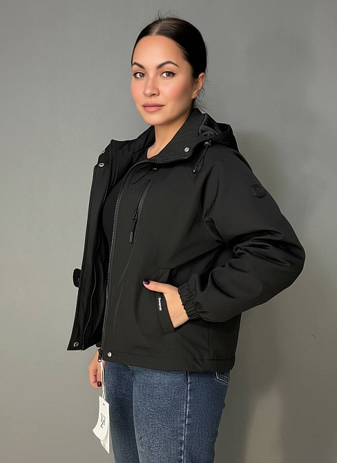 Куртка женская YZY 30128 ветровка оверсайз с капюшоном на подкладке one size, черный, one size Киев - изображение 3