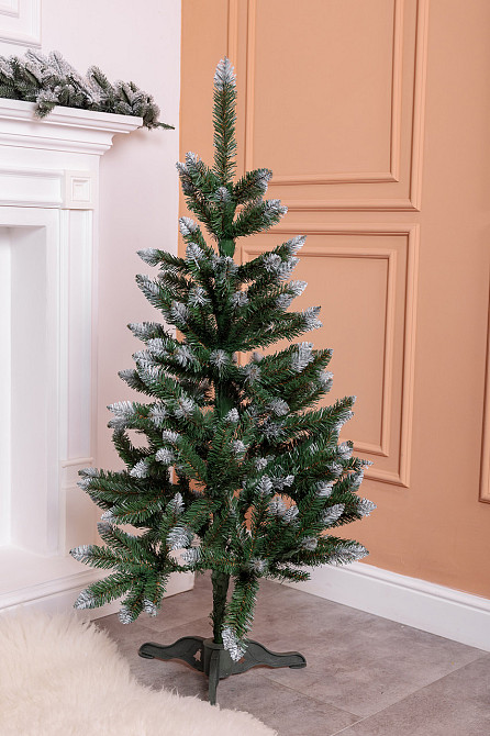 Lugi Ялинка штучна сосна 130 см зелена з білими кінчиками Коломия - фото 9