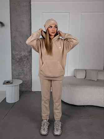 Женский стильный теплый костюм из флиса полар с шапкой Песочный, 46/48 Одесса