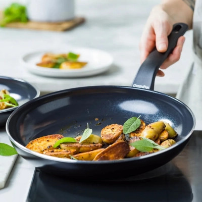 Сковорода GreenPan Essence Perforated Base, 28 см з керамічним покриттям (CC009041-001) Вінниця - фото 4